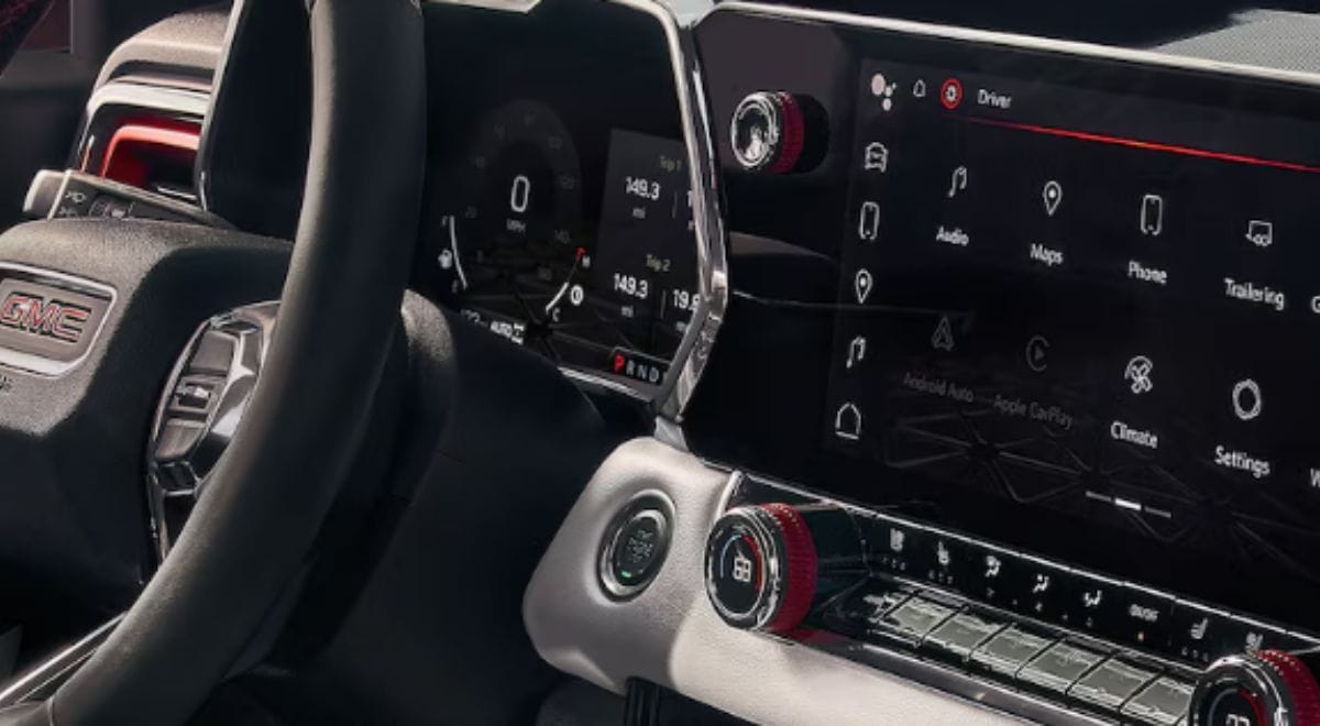 Lower Screentime: Why Buttons Might Be Making a Comeback in Cars